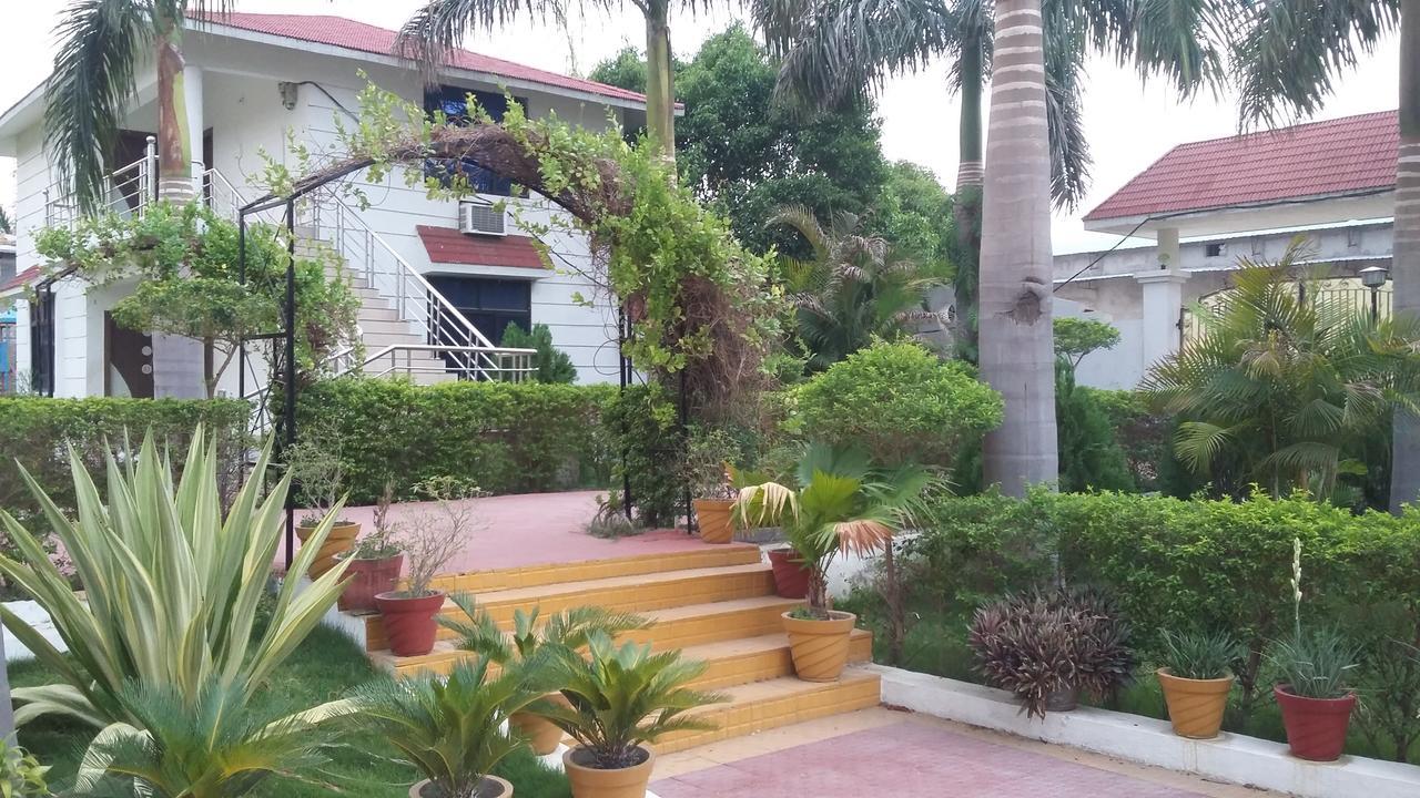 Swayam Resort Balangir Zewnętrze zdjęcie